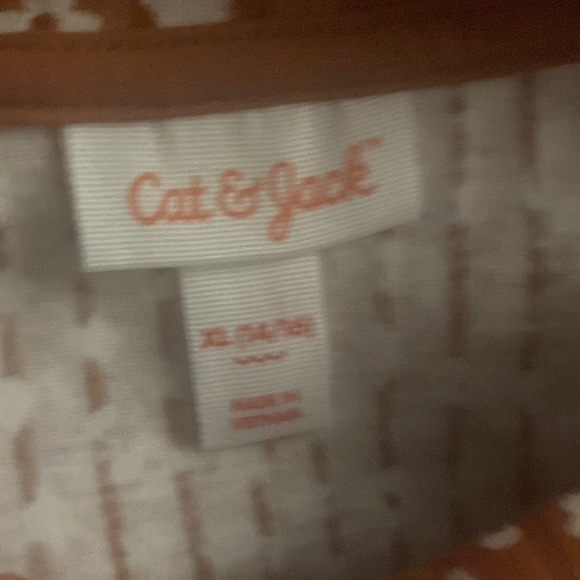 Women - Picture 3 of 3